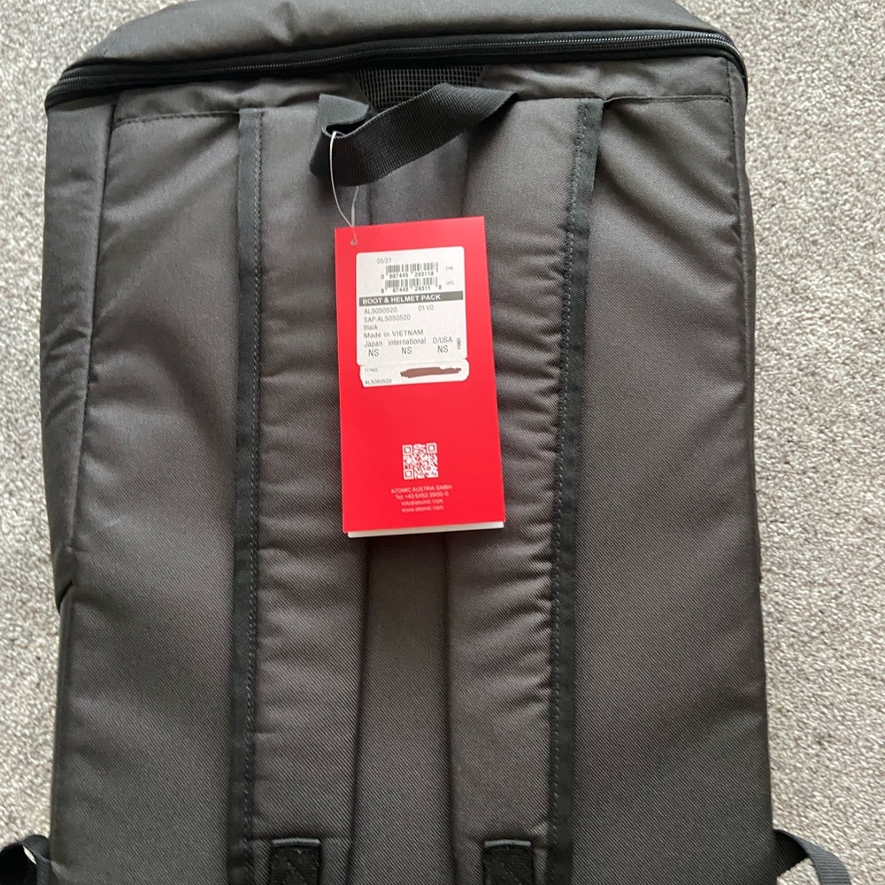 ATOMIC backpack. (brand new)